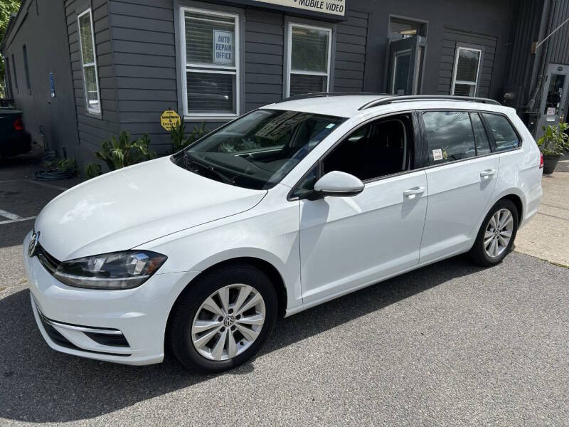 volkswagen golf sportwagen 2018 3VW217AU6JM762258 image volkswagen golf sportwagen 2018 3VW217AU6JM762258 image